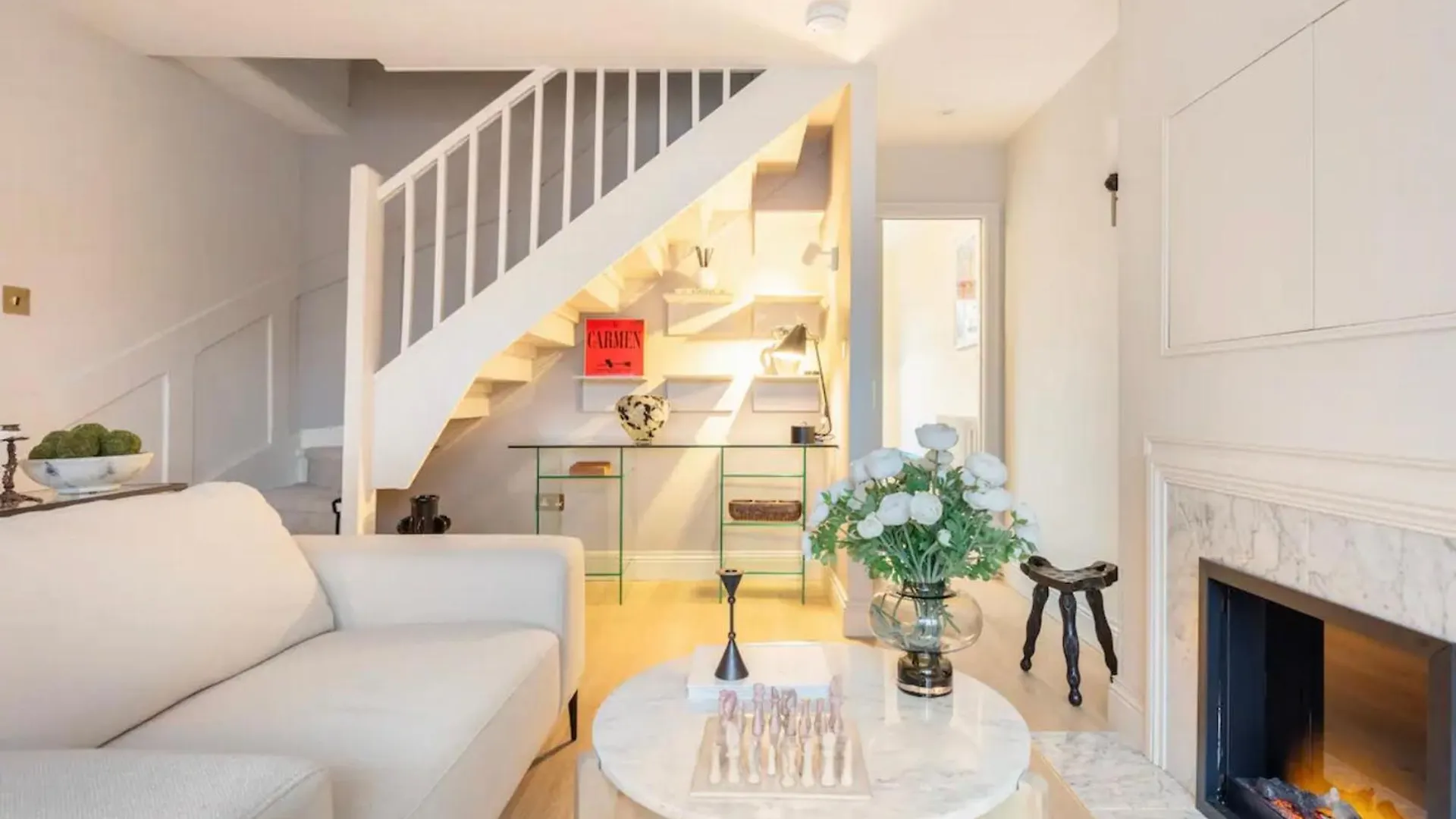 Spring Stays Cosy 2-Bed Residence With Free Parking Londýn