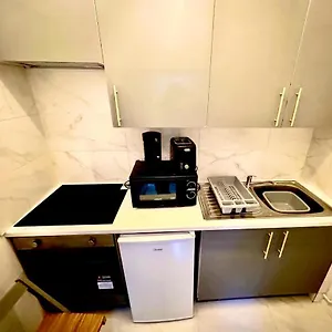 Ground Floor Flat London