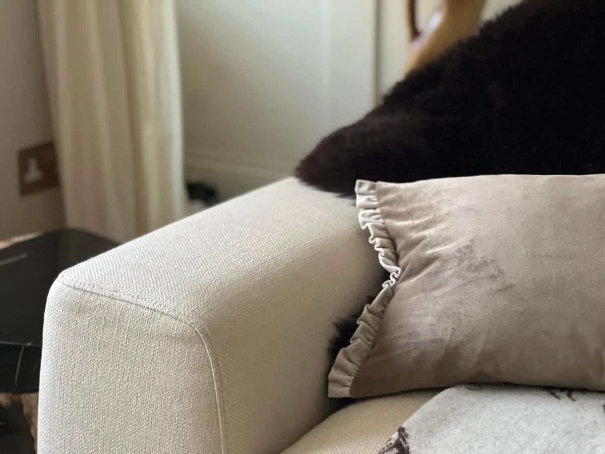Spring Stays Cosy 2-Bed Residence With Free Parking London United Kingdom